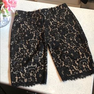 Black Lace Robert Rodriguez Knee Length Capri 8